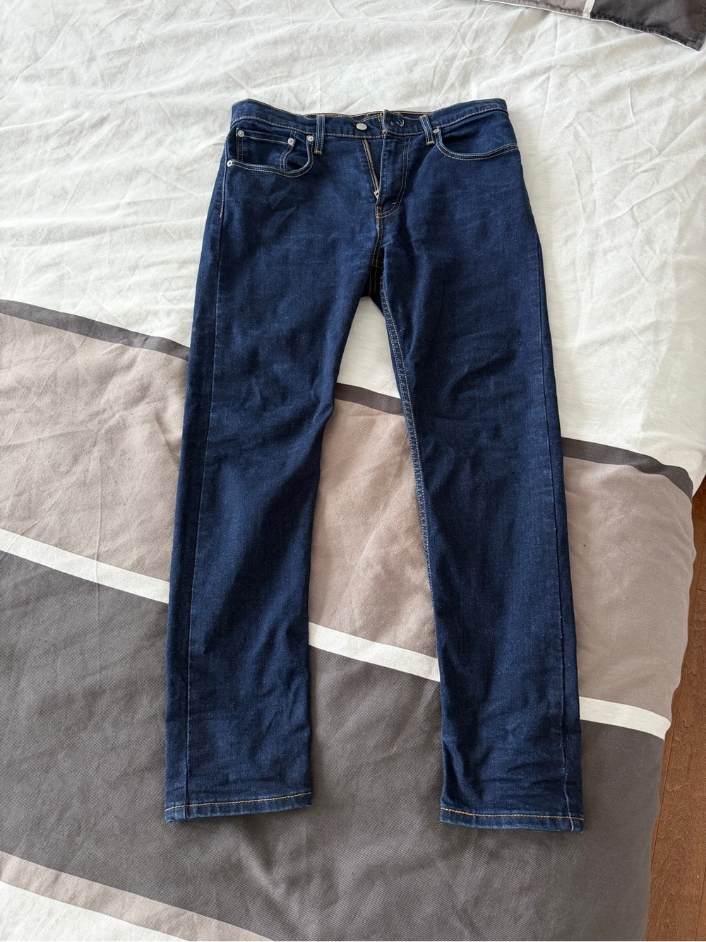 LEVI’S Blue jean pant - Picture 2 of 4